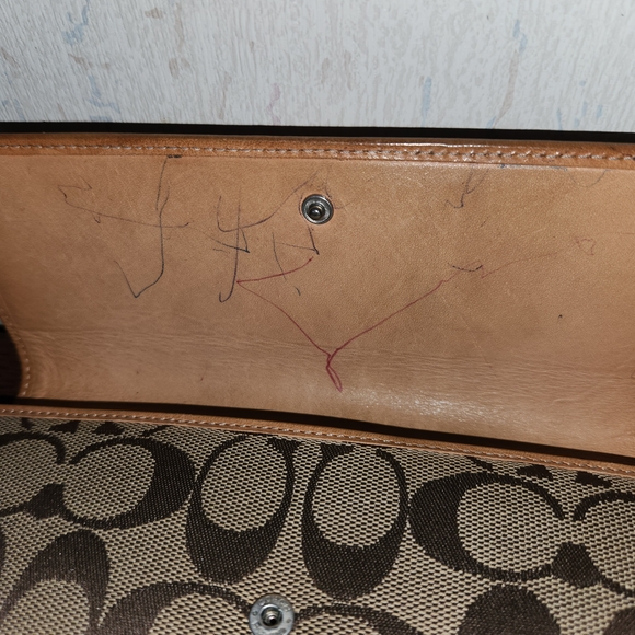 Coach Wallet and Beaded Bracelet BUNDLE - Picture 3 of 4